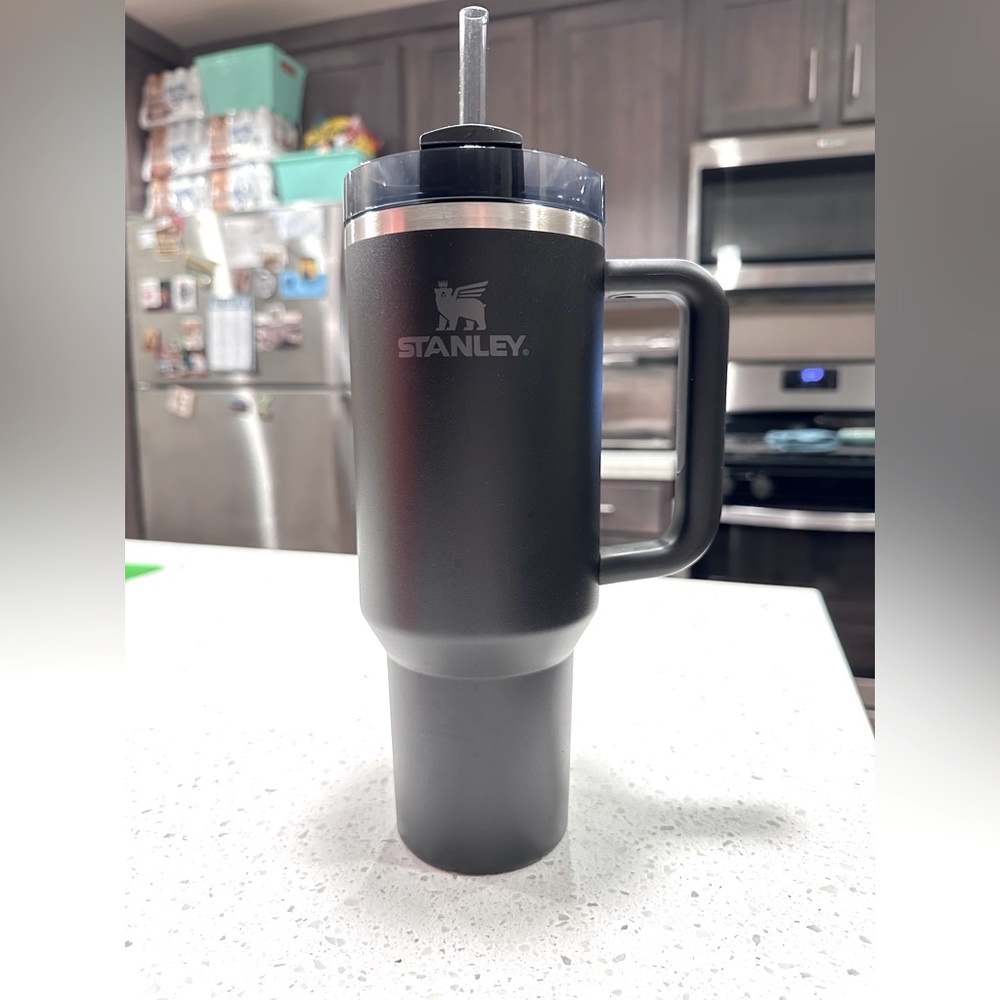 Black and gray Stanley 40 ounce tumbler  - New without tags, Quencher H2.0 flow